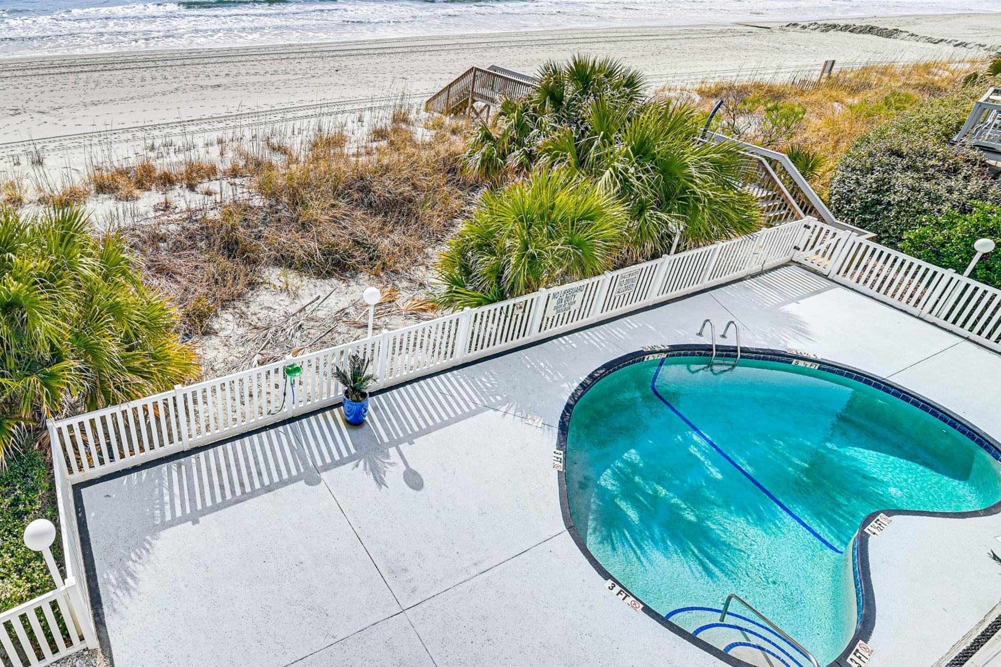 On-The-Beach Escape Oceanfront In Surfside! Myrtle Beach Extérieur photo
