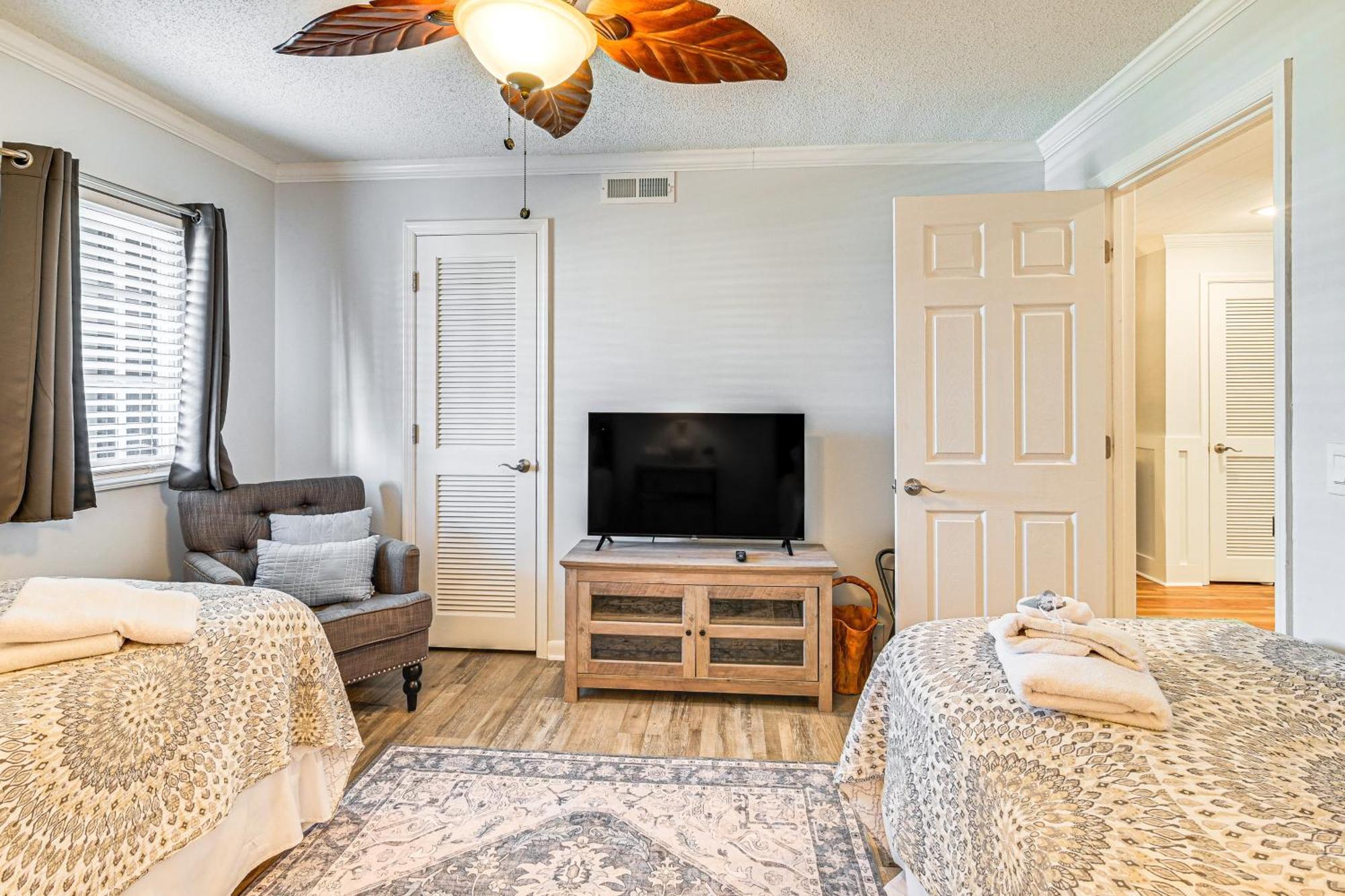 On-The-Beach Escape Oceanfront In Surfside! Myrtle Beach Extérieur photo